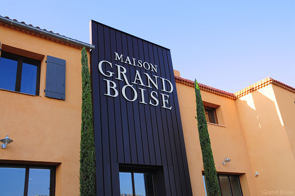 Facade of the Maison Grand Boise